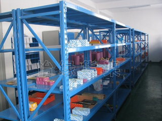 東莞中型倉(cāng)儲(chǔ)貨架批發(fā) 價(jià)格解析與選購(gòu)指南